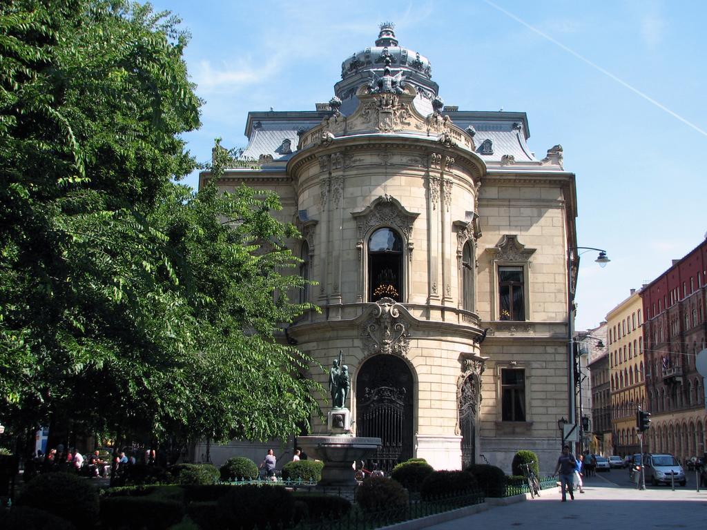 Arriva Balcony Studio Budapest Luaran gambar