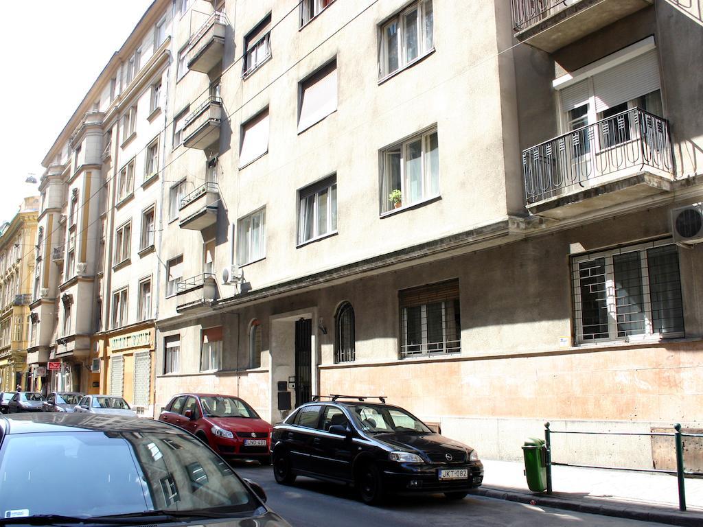 Arriva Balcony Studio Budapest Luaran gambar